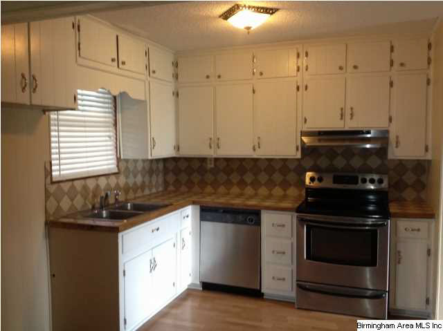 2610 Arkadelphia Road Hayden, AL 35079 - Photo 7 of 21