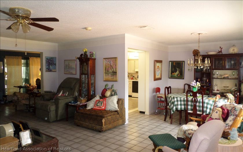 116 Oxford Road Sebring, FL 33876 - Photo 3 of 17 Gallery Image 3