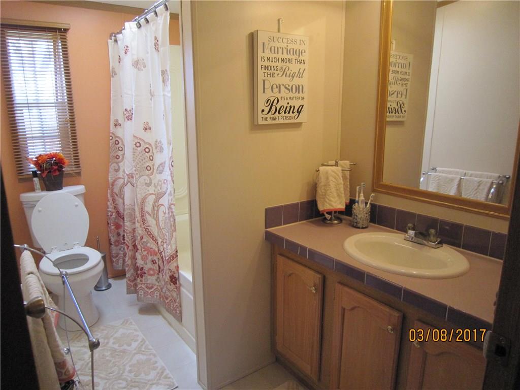 113 Braddock Road Smithfield, PA 15478 - Photo 18 of 24 GUEST BATH-FRESHLY PAINTED