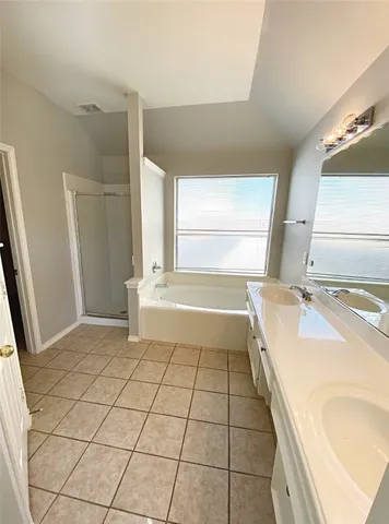 $2,300 | 22014 Gold Leaf Trail, Cypress, TX 77433