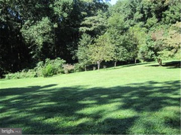 796 Temple Road Pottstown, PA 19465 - Photo 23 of 24 View in Back