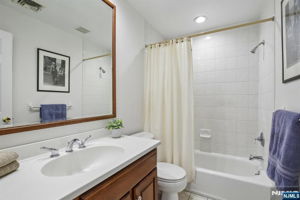 32 Addison Place Ramsey, NJ 07446 - Photo 19 of 31