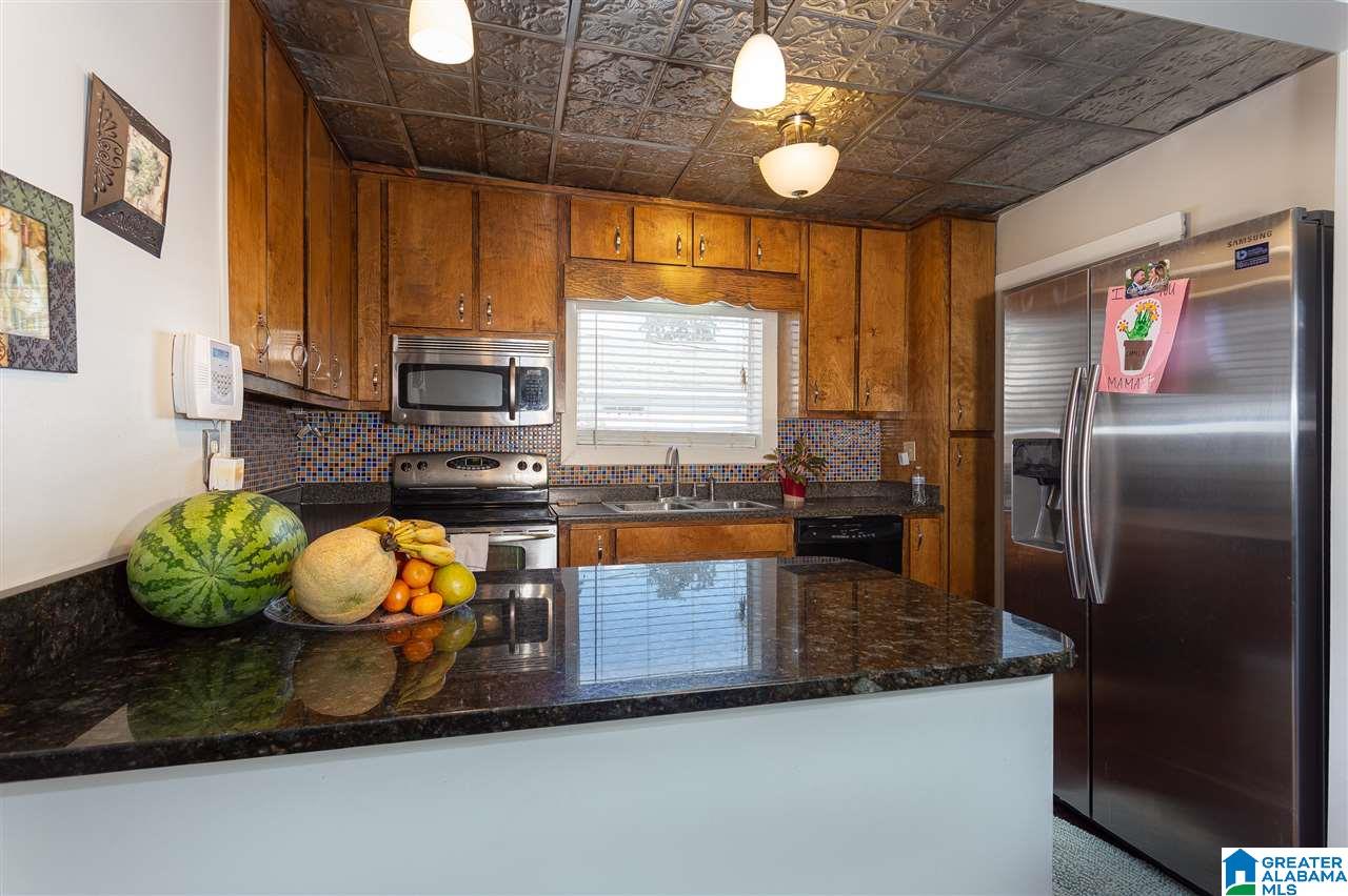 310 Elm Street Oneonta, AL 35121 - Photo 7 of 22