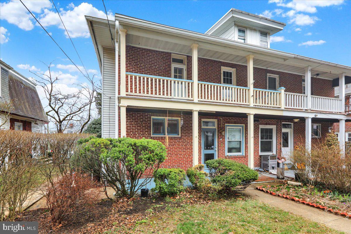 1525 North 14th Street Reading, PA 19604 - Photo 23 of 28 front view of a house
