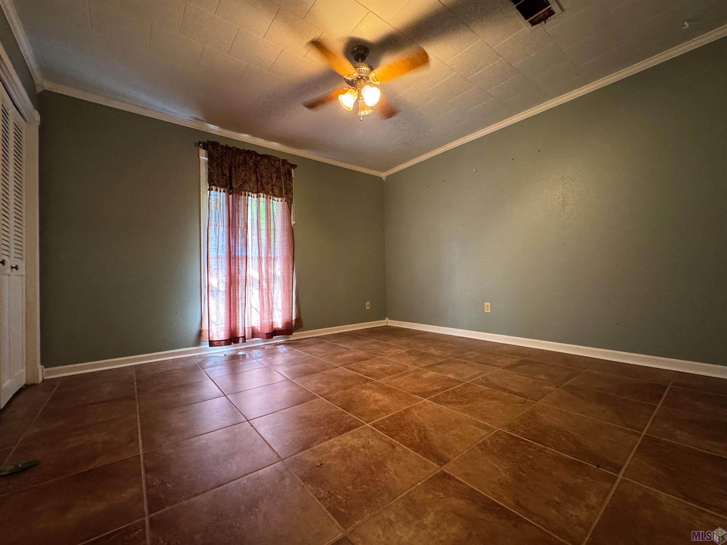 305 Snead Street Berwick, LA 70342 - Photo 9 of 13