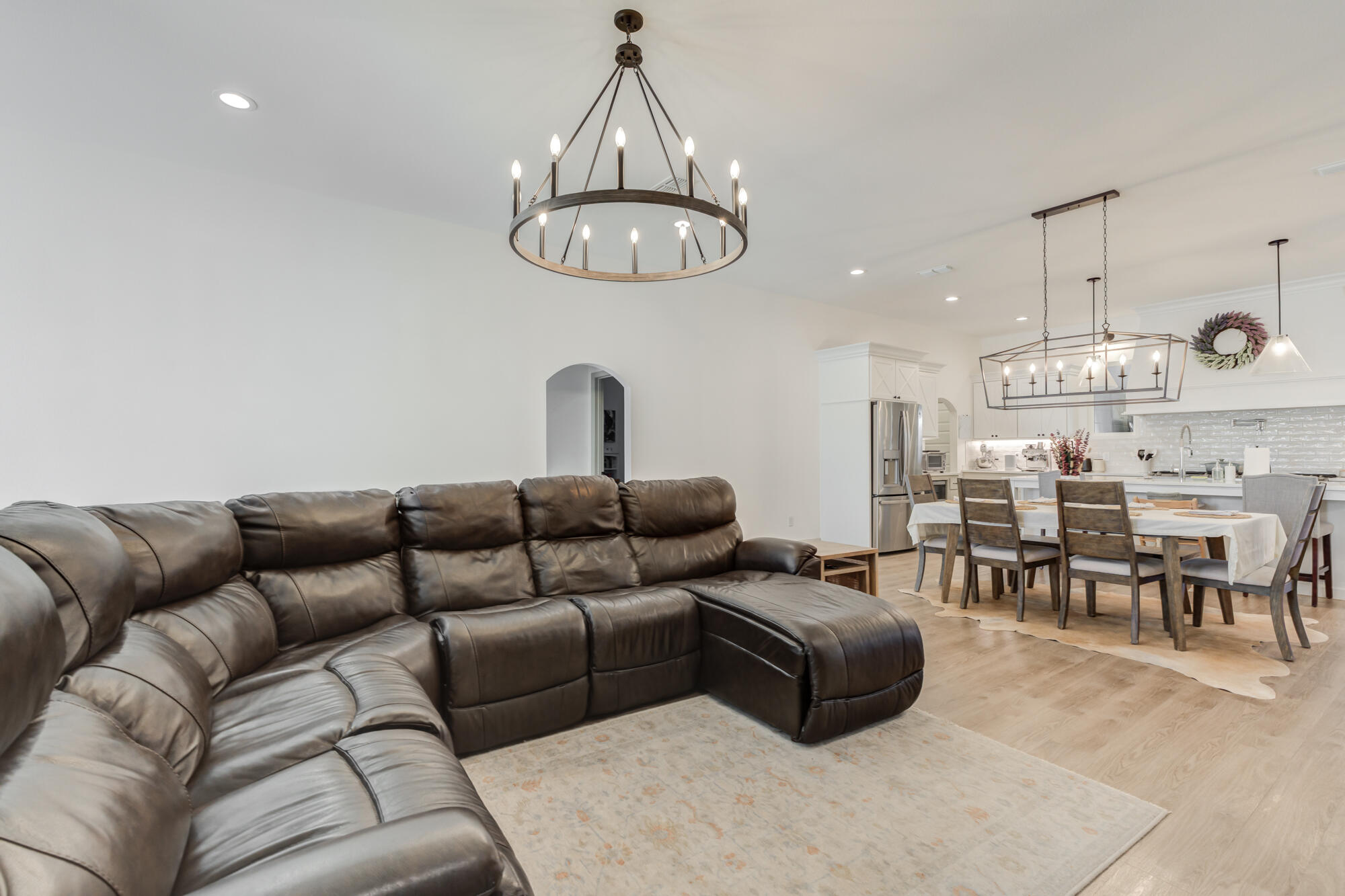 4018 137th Street Lubbock, TX 79423 - Photo 10 of 50 4018-137th-St_Lubbock-TX_19_Living-Room