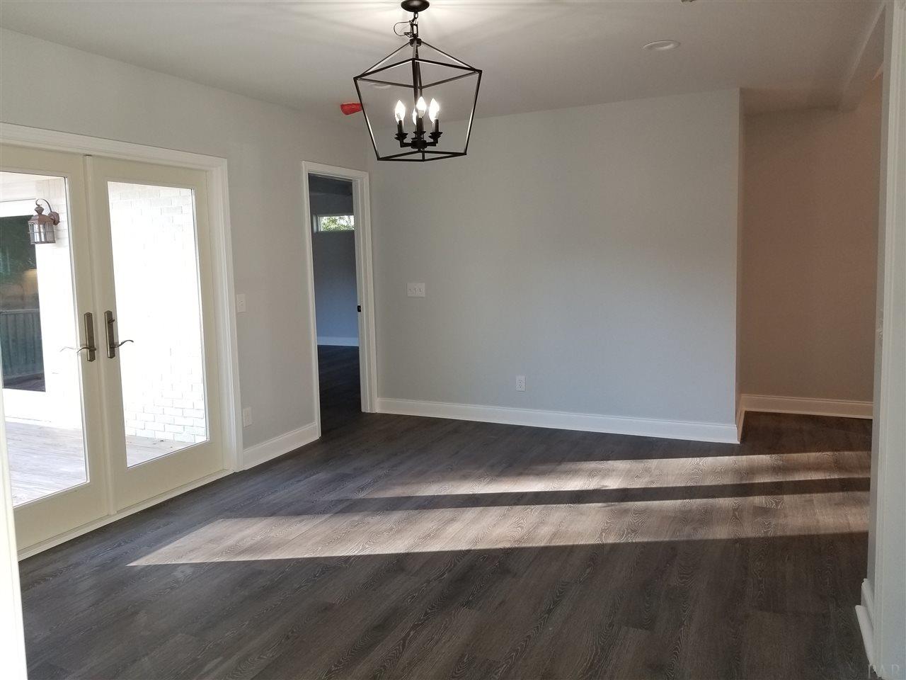 329 Gamarra Road Pensacola, FL 32503 - Photo 11 of 50 Gallery Image 11
