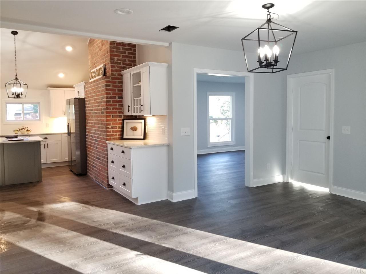 329 Gamarra Road Pensacola, FL 32503 - Photo 12 of 50 Gallery Image 12