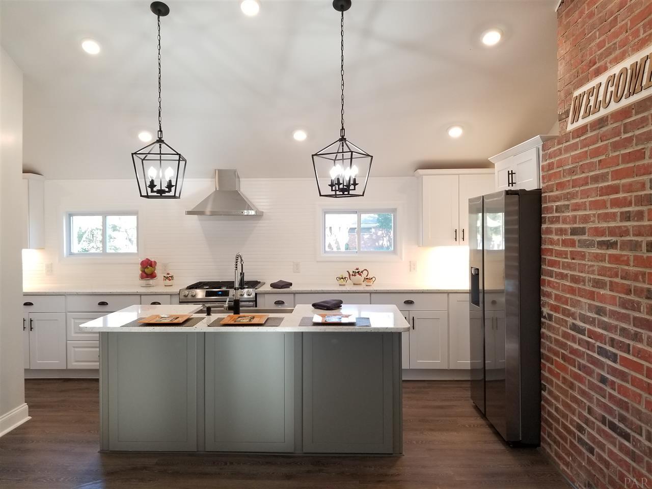 329 Gamarra Road Pensacola, FL 32503 - Photo 15 of 50 Gallery Image 15
