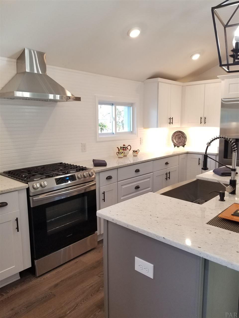329 Gamarra Road Pensacola, FL 32503 - Photo 17 of 50 Gallery Image 17