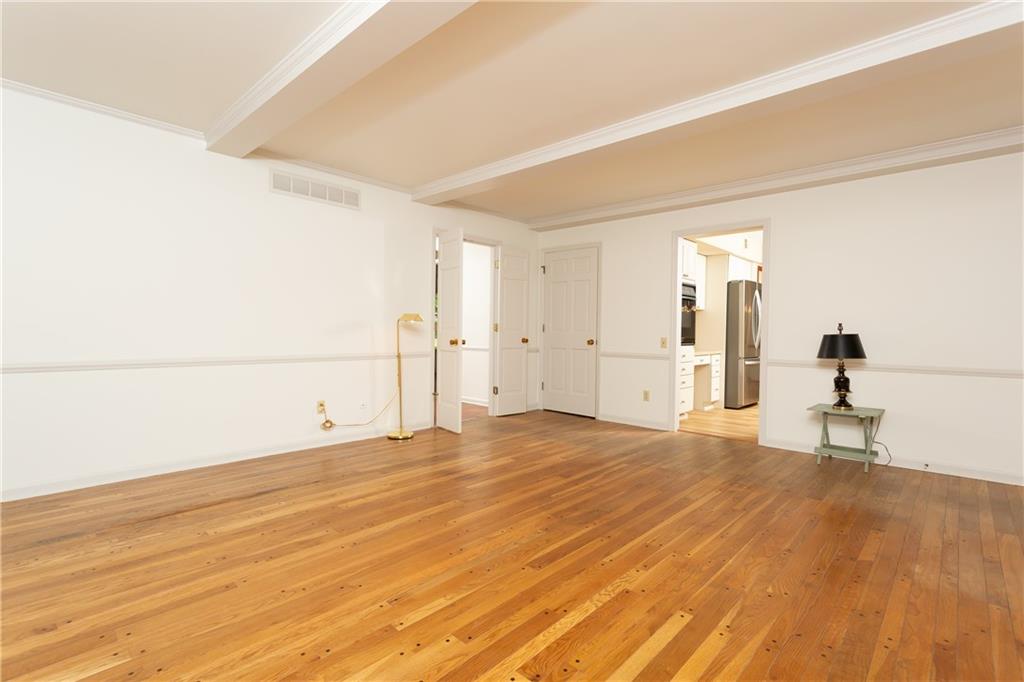 1812 Brewster Road Indianapolis, IN 46260 - Photo 22 of 50 Gallery Image 22