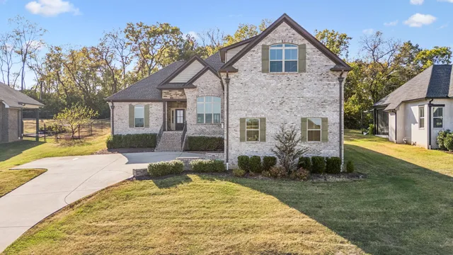 $560,000 | 151 Enoch Way, Gallatin, TN 37066