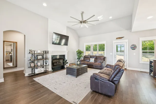 $560,000 | 151 Enoch Way, Gallatin, TN 37066