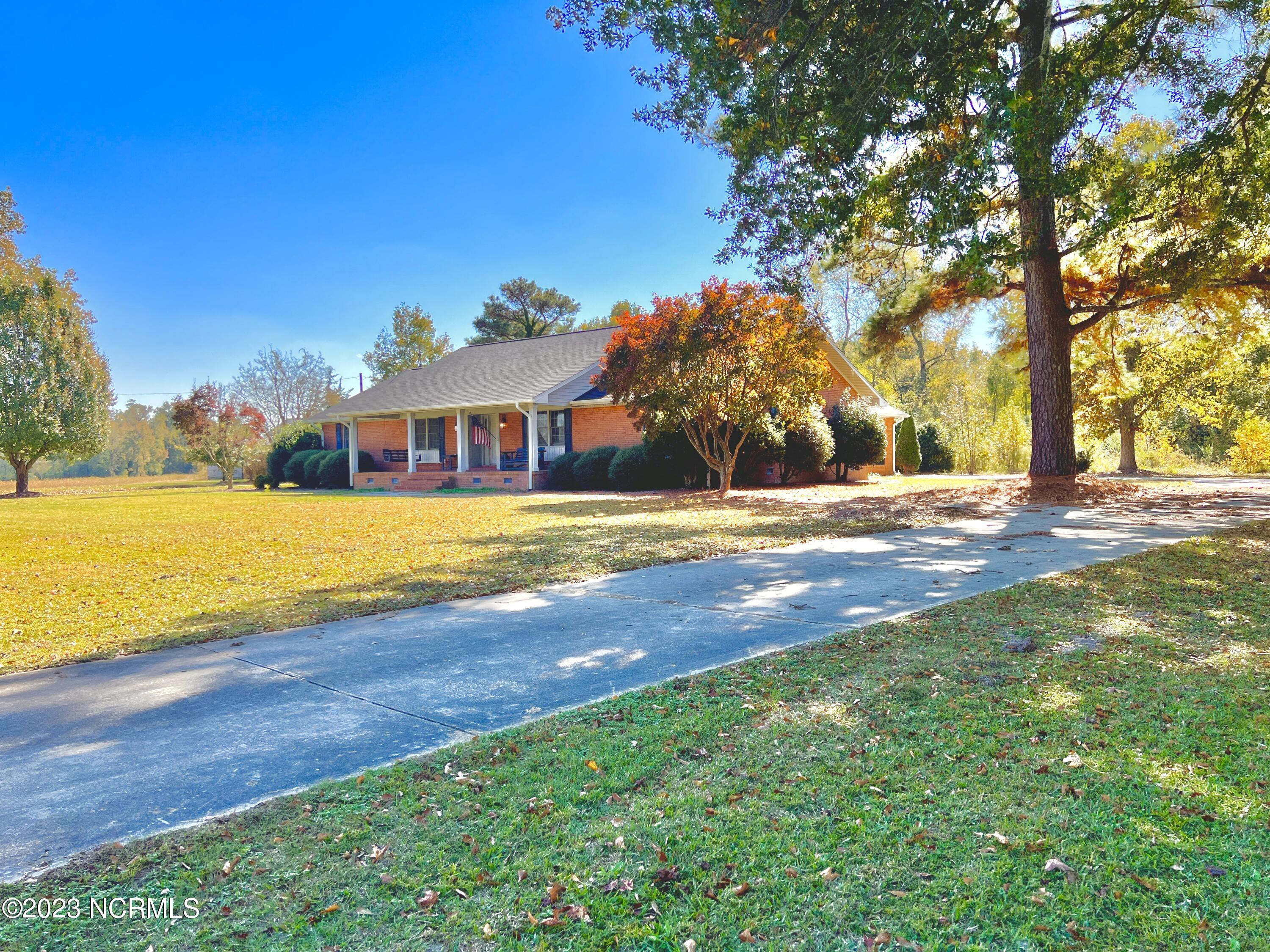 2196 Sarecta Road Beulaville, NC 28518 - Photo 6 of 78 IMG_0959