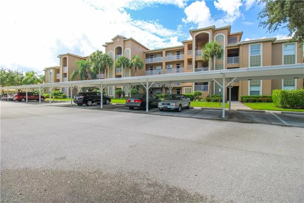 $4,800 | 3820 Sawgrass Way, Unit 3046, Naples, FL 34112