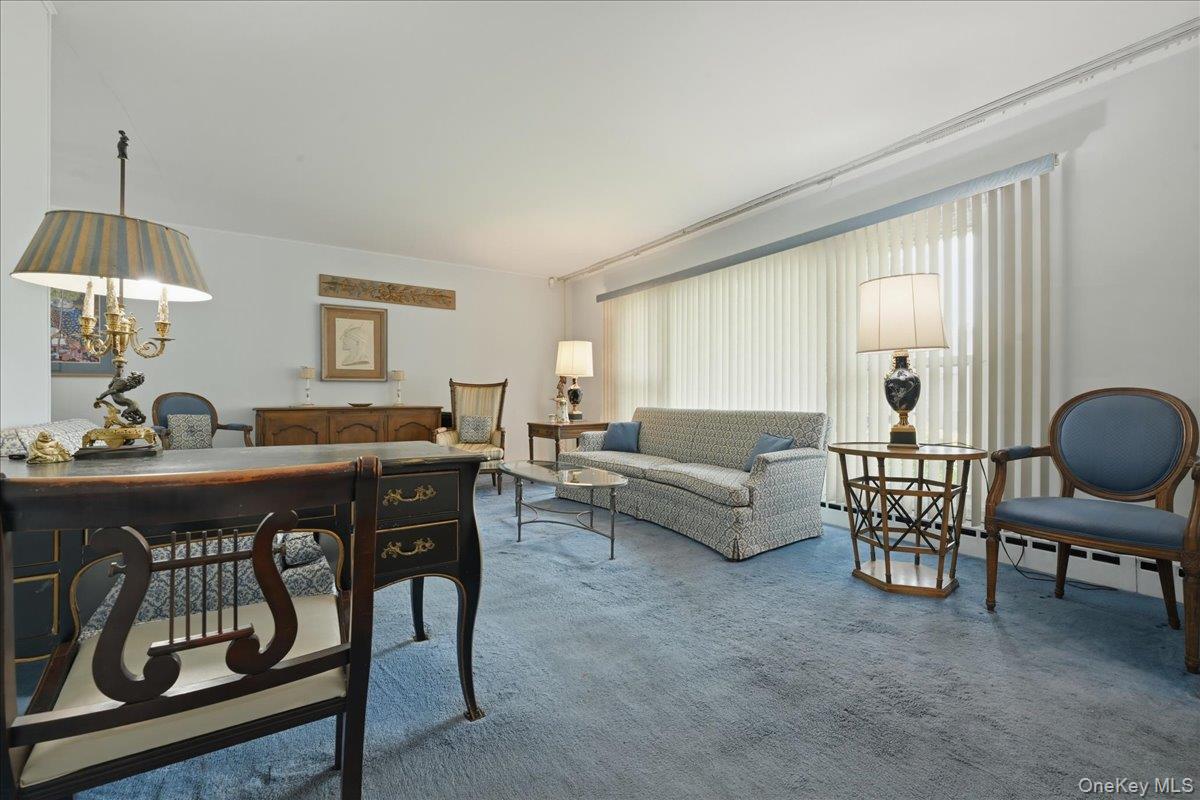 578 Richmond Road East Meadow, NY 11554 - Photo 5 of 33