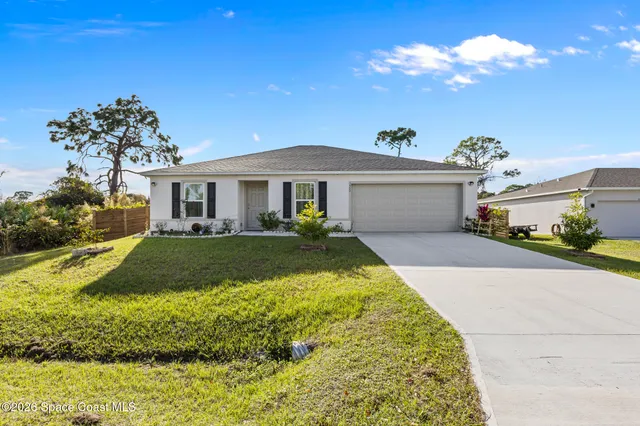 $1,950 | 1550 Leeward Avenue Southeast, Palm Bay, FL 32909