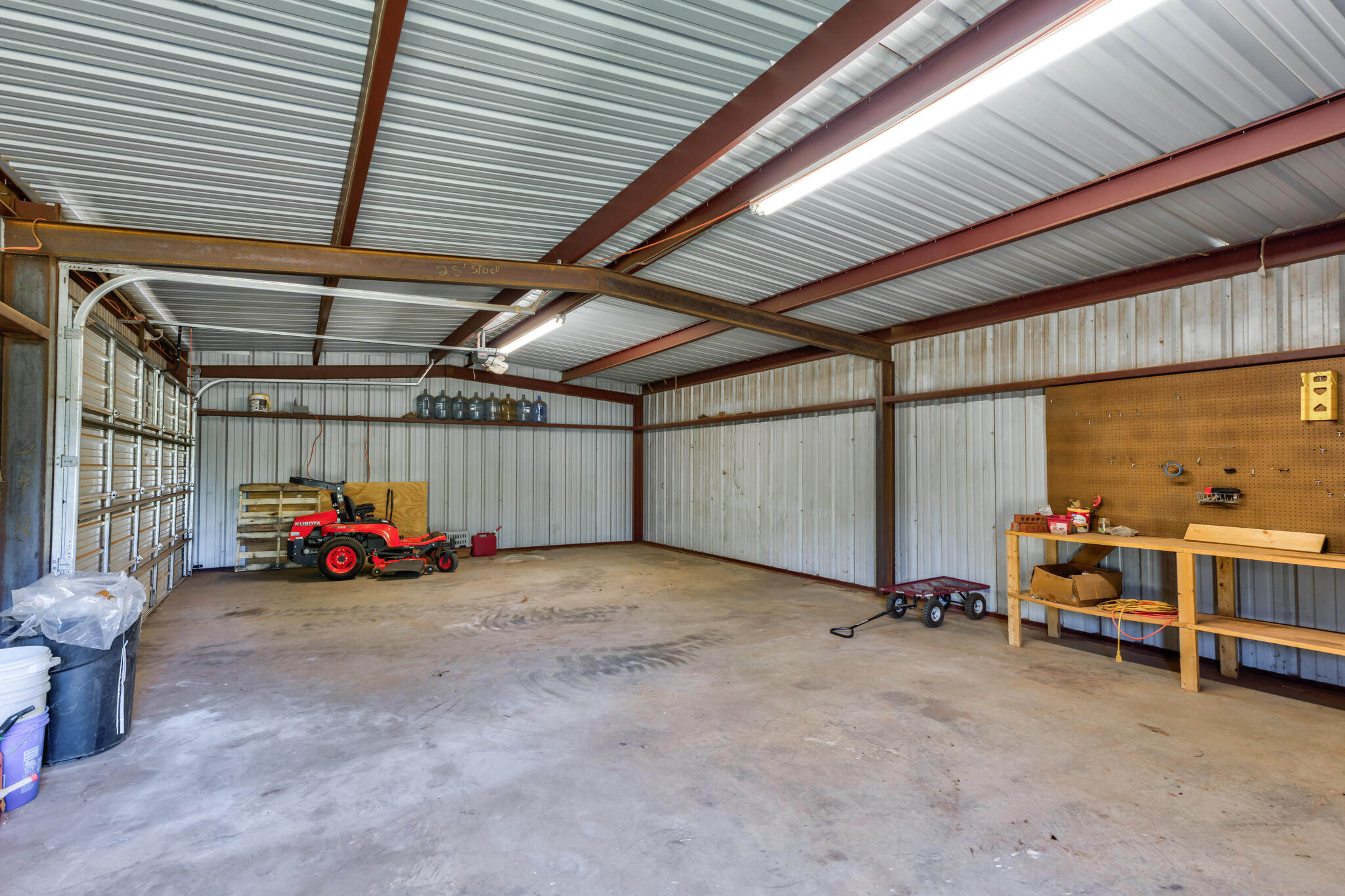 544 Highway 87 Wilson, TX 79381 - Photo 82 of 86 544-Hwy-87_Lubbock_TX_15_Shop-Interior