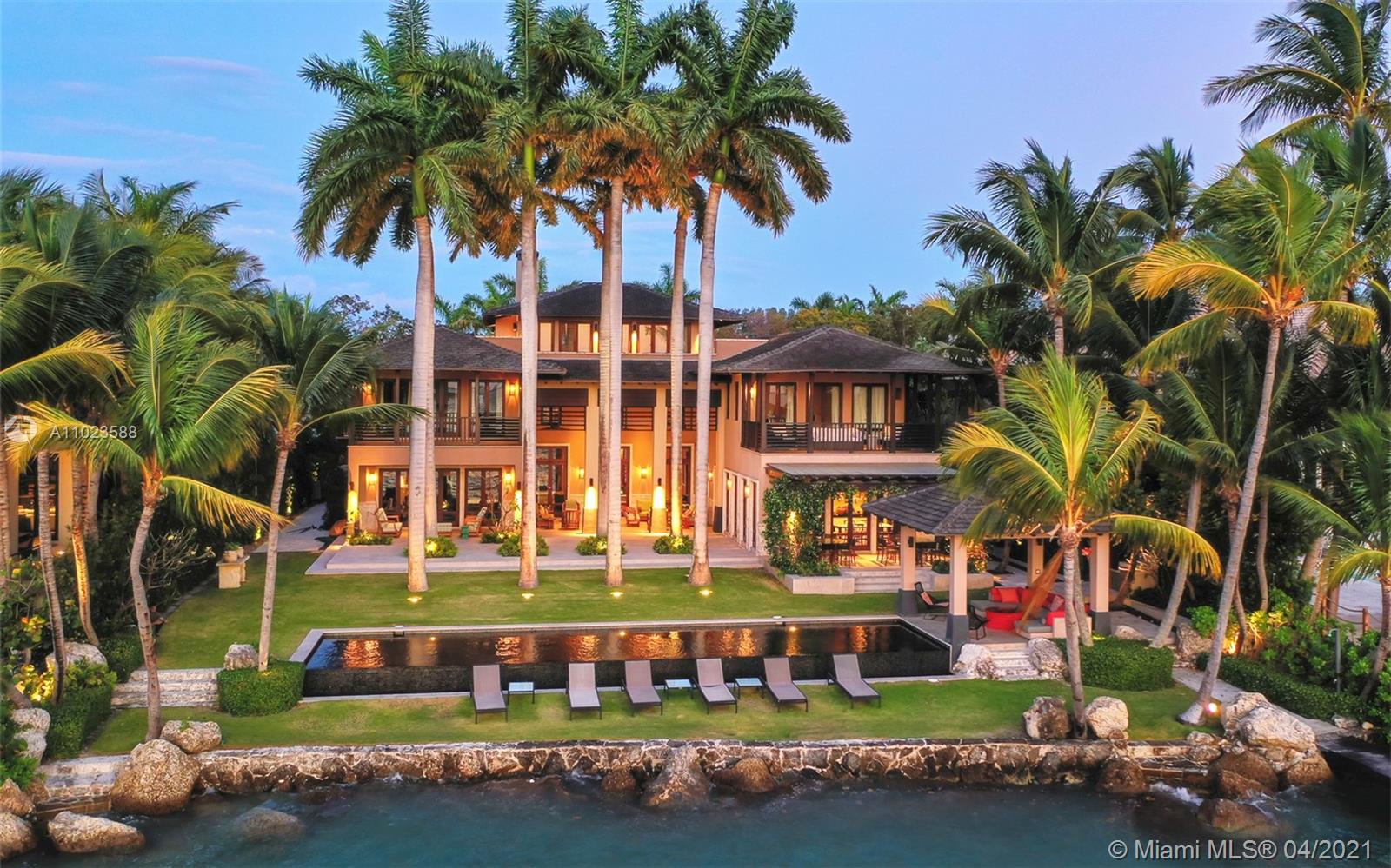 9 Harbor Point Key Biscayne, FL 33149 - Photo 2 of 33