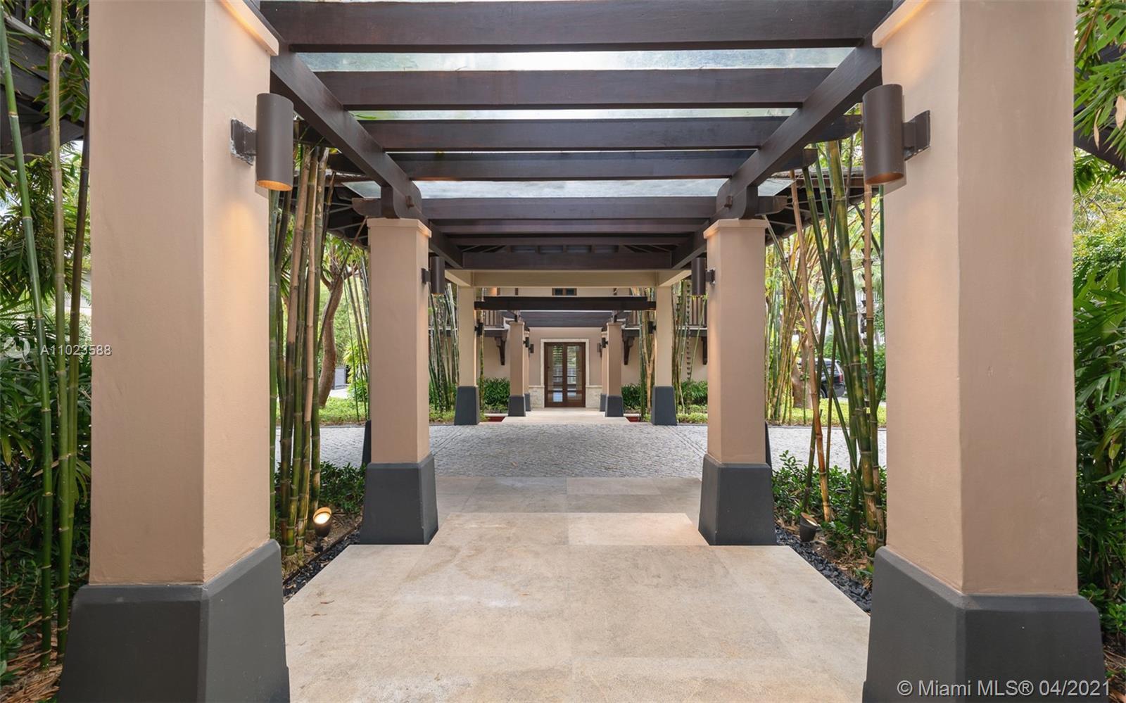 9 Harbor Point Key Biscayne, FL 33149 - Photo 3 of 33