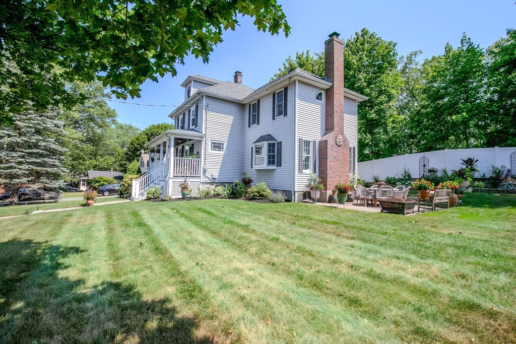 3 Topping Road Andover, MA 01810 - Photo 3 of 35 Gallery Image 3