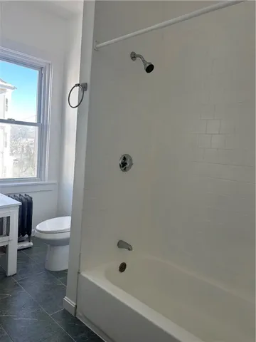 $2,300 | 181 Reynolds Avenue, Unit 2, Providence, RI 02905