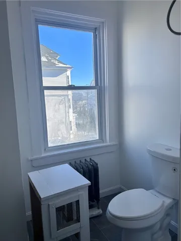 $2,300 | 181 Reynolds Avenue, Unit 2, Providence, RI 02905