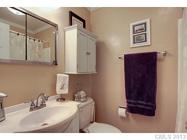 5411 Milford Road Charlotte, NC 28210 - Photo 10 of 15 Gallery Image 10