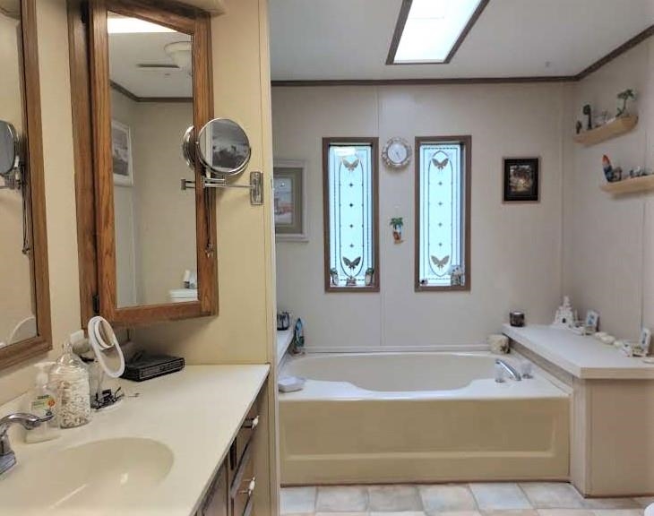 4855 West Laporte Road St. Louis, MI 48880 - Photo 15 of 39 1902681-14.JPG
