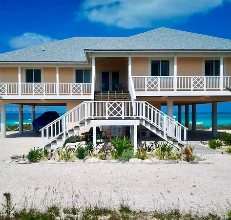 $2,500,000 | Harbour Dr Berry Island Harbour Drive, Miami, FL 33144