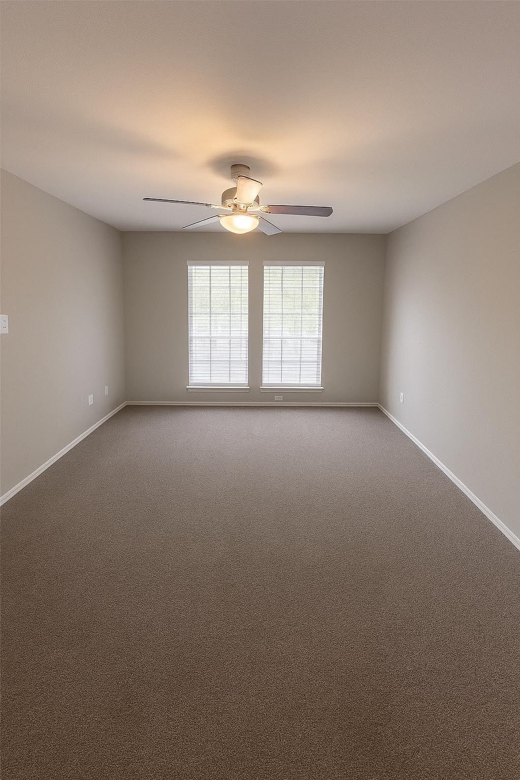 15601 Valerie's Cove Pflugerville, TX 78660 - Photo 7 of 10 Spacious primary bedroom