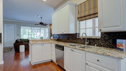 208 Florence Drive Jupiter, FL 33458 - Photo 36 of 58 48