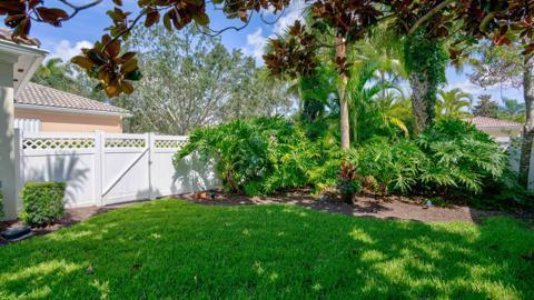208 Florence Drive Jupiter, FL 33458 - Photo 51 of 58 64