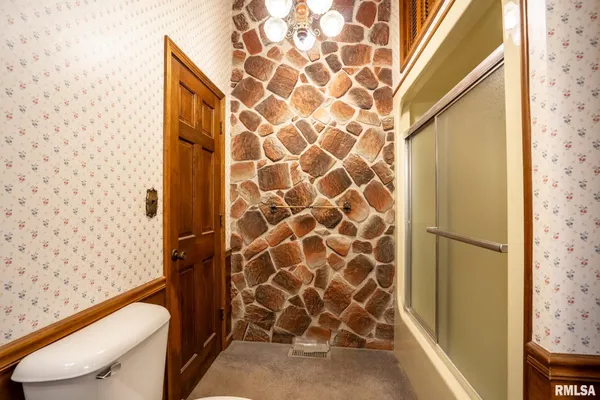 $215,000 | 401 North Jenette Avenue, Buckner, IL 62819