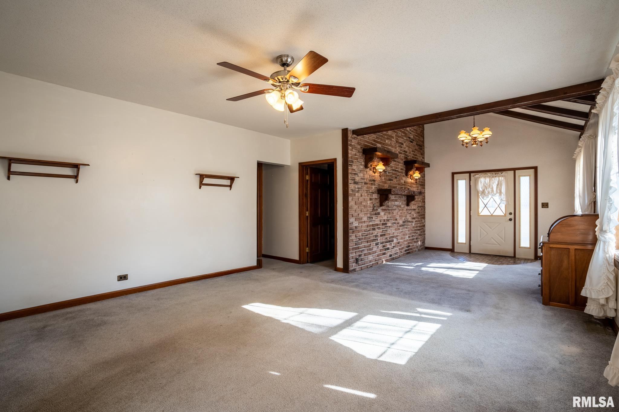 401 North Jenette Avenue Buckner, IL 62819 - Photo 8 of 53