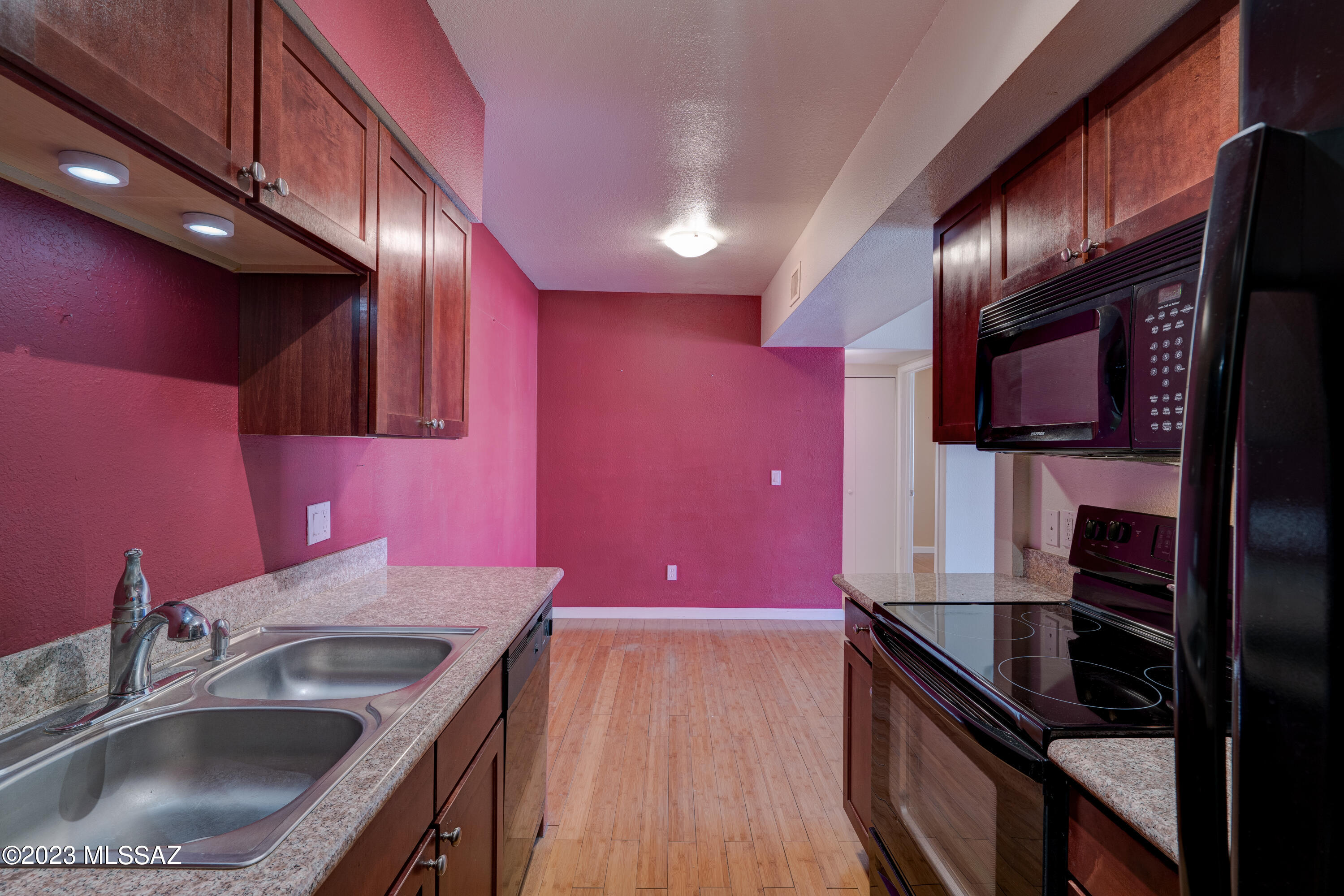 3357 North Country Club Road, Unit 24 Tucson, AZ 85716 - Photo 10 of 27