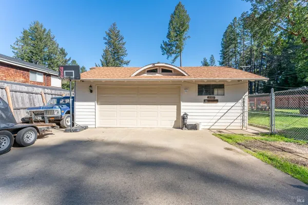 $350,000 | 2301 N Road, Laytonville, CA 95454