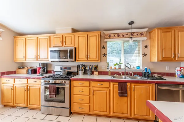 $350,000 | 2301 N Road, Laytonville, CA 95454