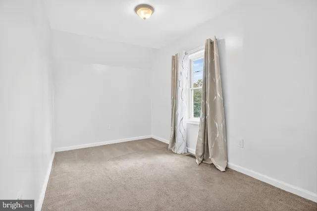 $1,900 | 1118 Sterling Avenue, Linwood, PA 19061