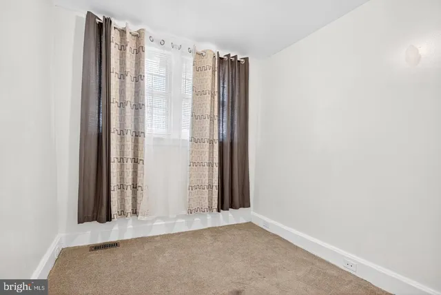 $1,900 | 1118 Sterling Avenue, Linwood, PA 19061