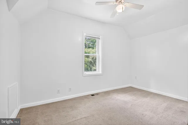 $1,900 | 1118 Sterling Avenue, Linwood, PA 19061