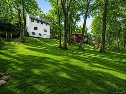 $600,000 | 76 Beverly Road, Mount Kisco, NY 10549