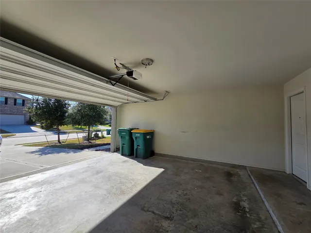 $1,705 | 23748 Woodgreen Terrace Drive, New Caney, TX 77357