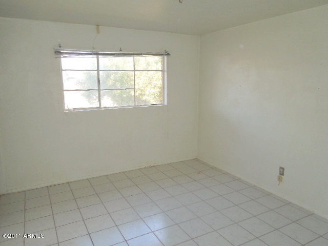 3938 West Bethany Home Road Phoenix, AZ 85019 - Photo 7 of 17 Bedroom2