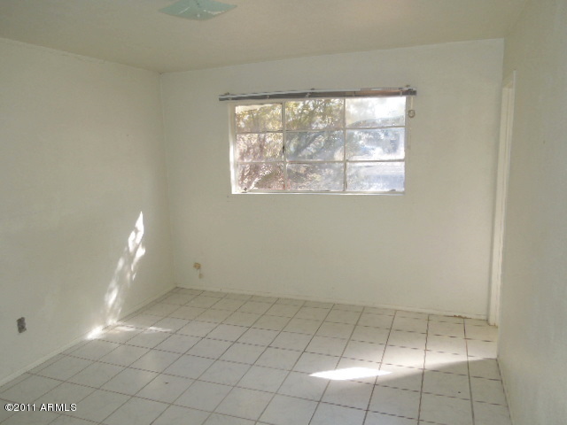3938 West Bethany Home Road Phoenix, AZ 85019 - Photo 8 of 17 Bedroom3