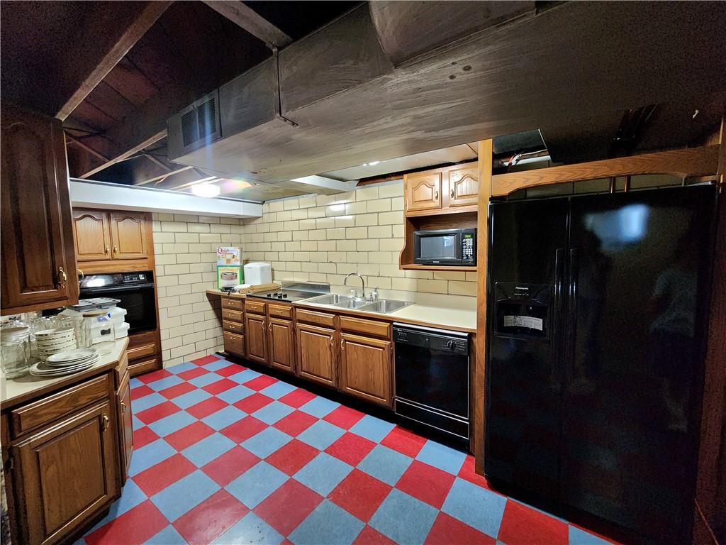 4114 Seneca Road Sharpsville, PA 16150 - Photo 22 of 31 Gallery Image 22