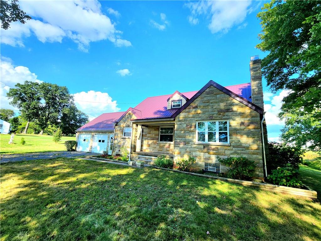 4114 Seneca Road Sharpsville, PA 16150 - Photo 3 of 31 Gallery Image 3
