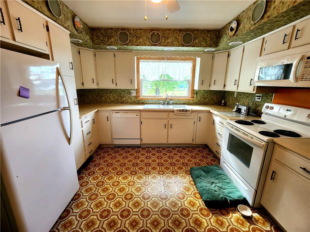 4114 Seneca Road Sharpsville, PA 16150 - Photo 10 of 31 Gallery Image 10