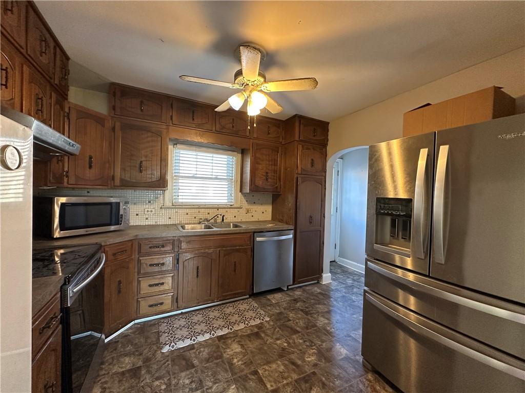 1922 Main Street Lexington, MO 64067 - Photo 3 of 33