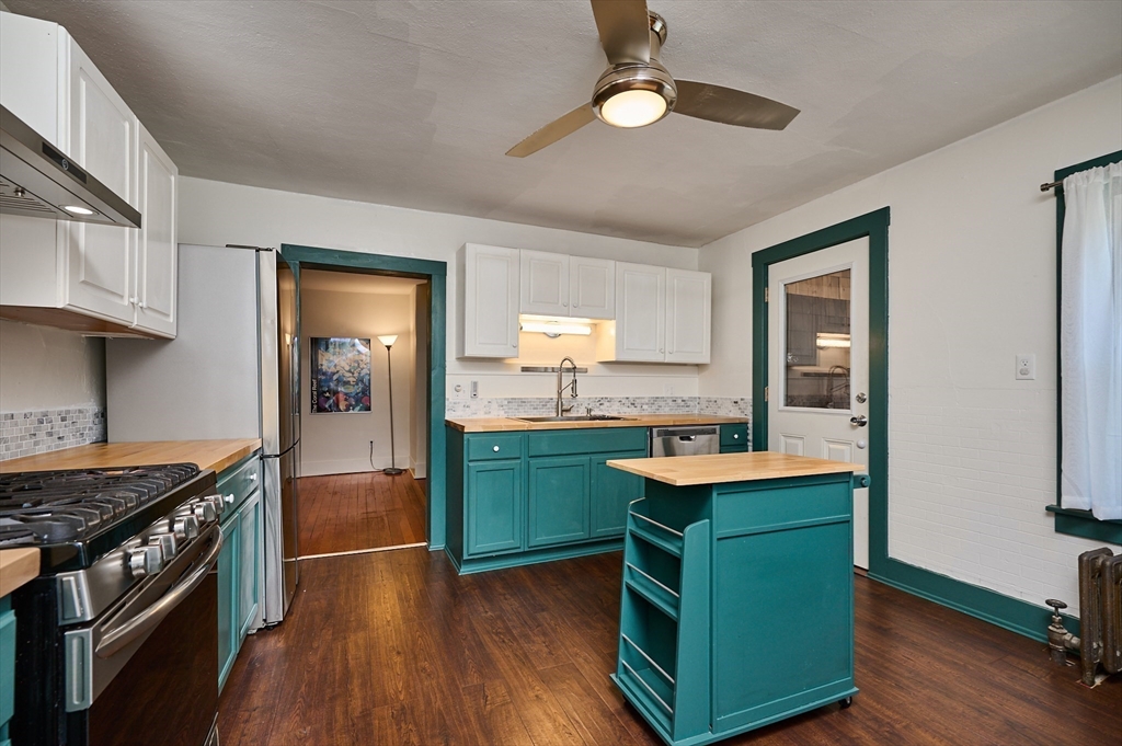 78 Ferry Street Easthampton, MA 01027 - Photo 9 of 35